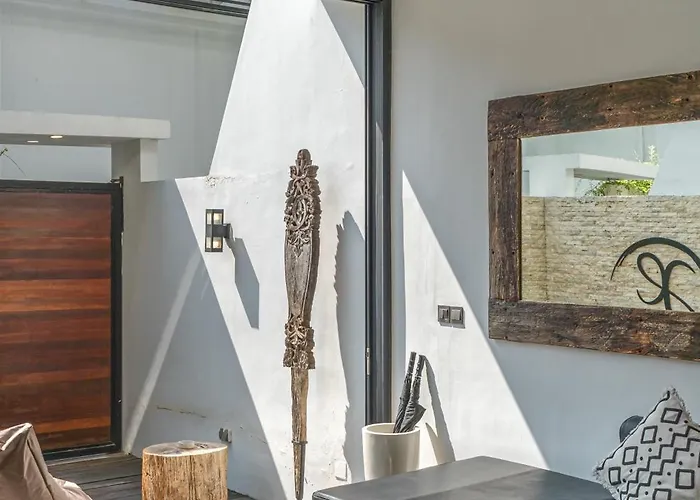 Loft Berawa 3 - Stunning 1-bdr Luxury Loft In Great Location ! Villa Canggu (Bali)